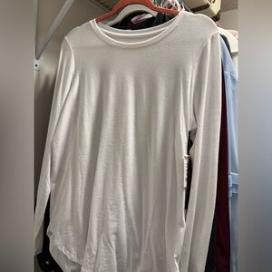 Tahari Cream Long Sleeve Top